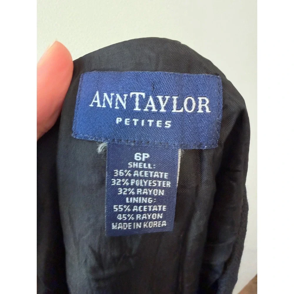 Ann Taylor Petites Black A-Line Pleated Hem Skirt Size 6P Textured Lined Zip